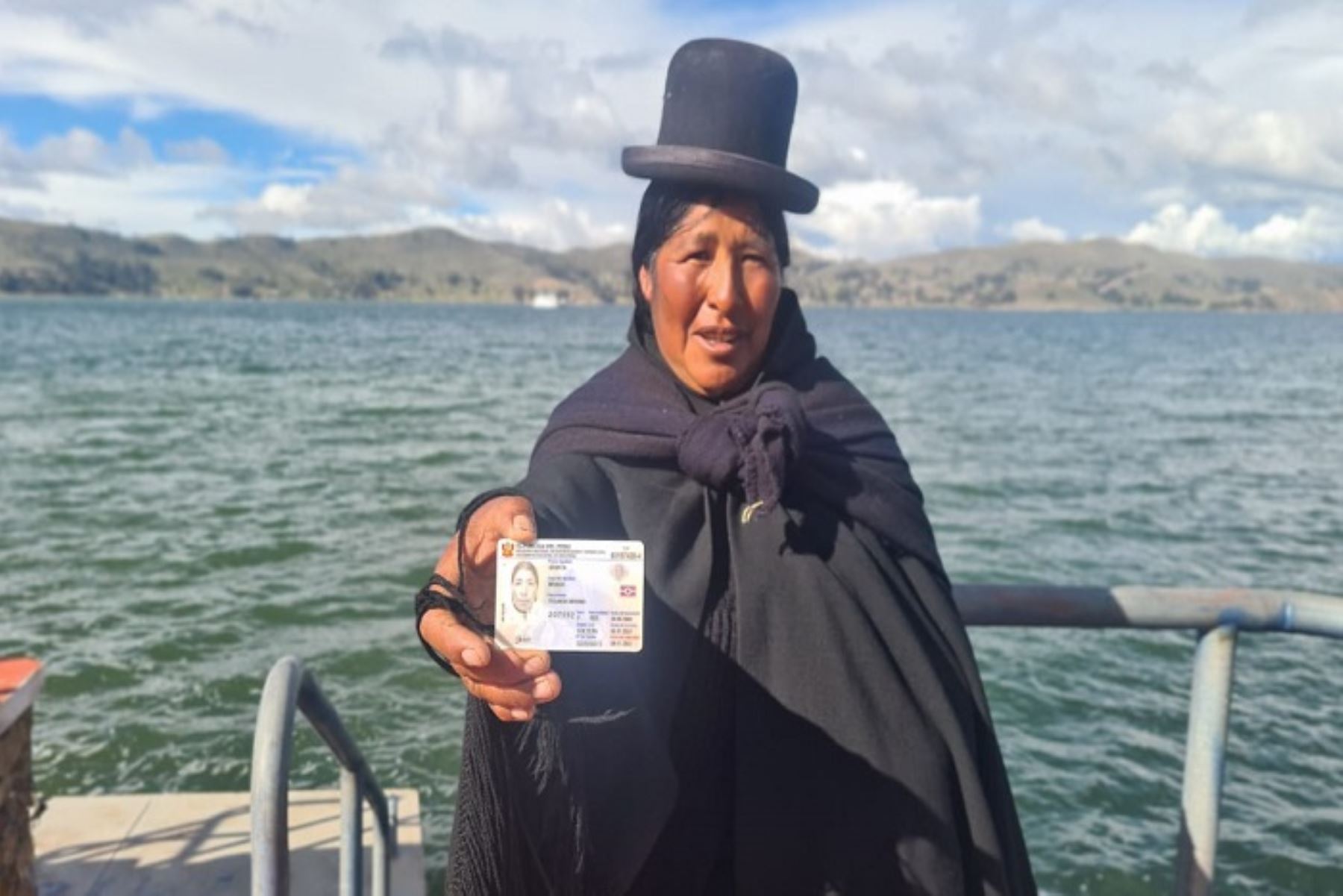 Durante su recorrido por 17 puntos de atención en las provincias de Puno, Moho y Yunguyo, la embarcación gestionada por el Programa Nacional PAIS del Midis atendió a más de 9000 pobladores de nueve distritos.