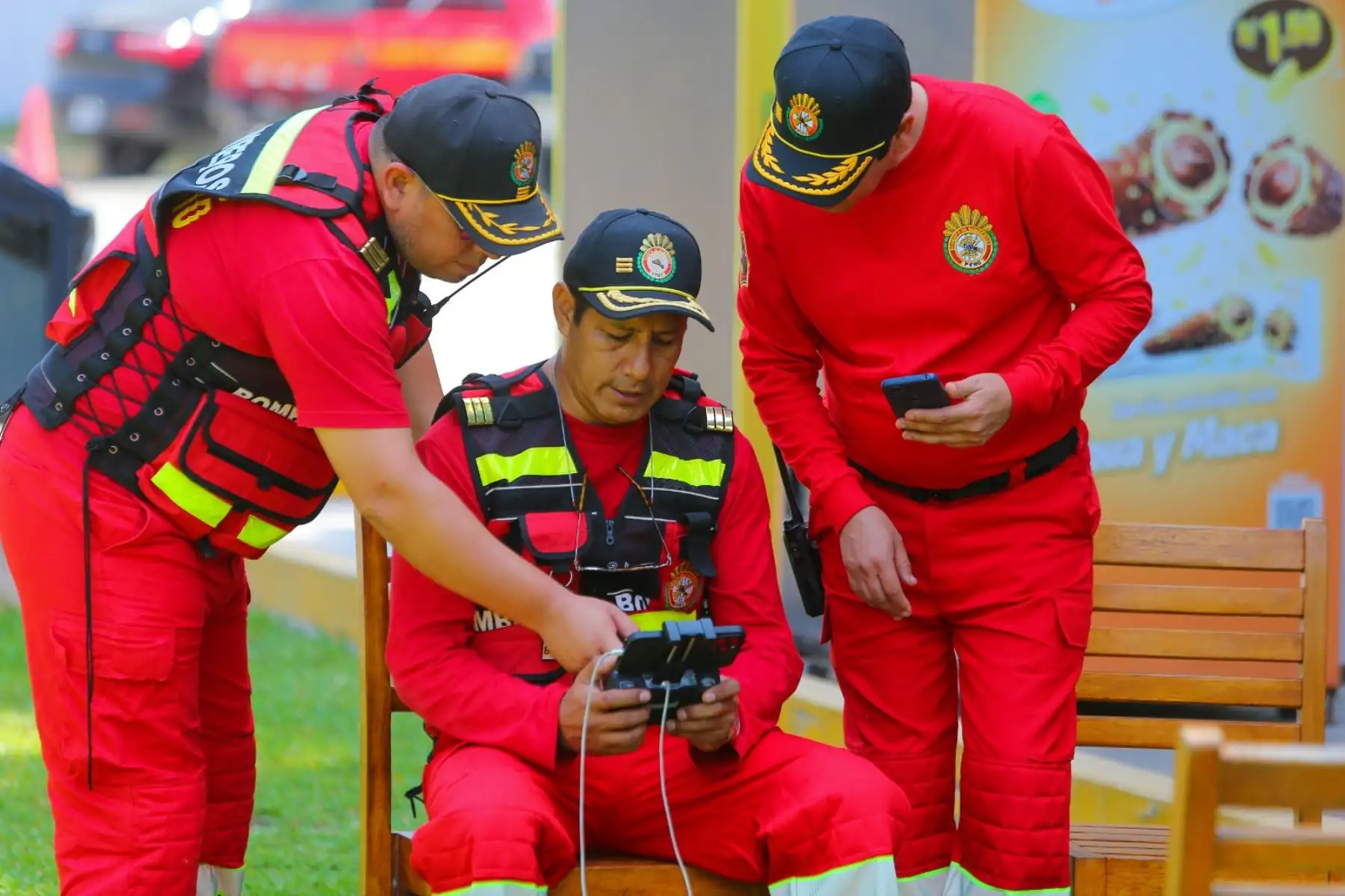 El Cuerpo de Bomberos realizó un reentrenamiento técnico de drones con el objetivo de tener la preparación adecuada en los diferentes escenarios a los que se pueden enfrentar. Foto: ANDINA/Difusión