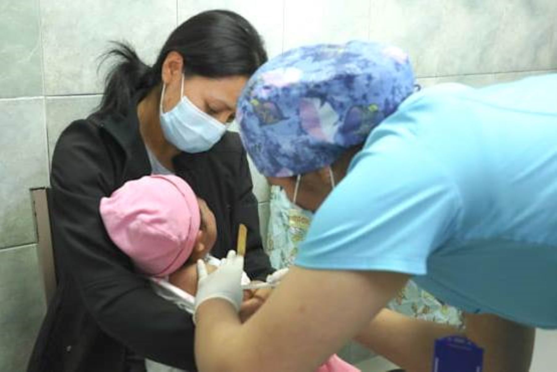 Minsa exhorta a los padres de familia vacunar a sus niños para evitar enfermedades. Foto: ANDINA/Difusión.