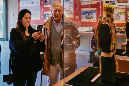 El Proyecto Arqueológico Huacas de Moche rindió un homenaje a Mario Vargas Llosa y recordó la visita que hizo el Nobel de Literatura peruano en 2022. ANDINA/Difusión