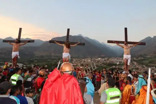 La celebración de la Semana Santa en Cascas, en La Libertad, atrae el interés de miles de turistas. Este año se espera el arribo de más de 5,000 visitantes. ANDINA/Difusión