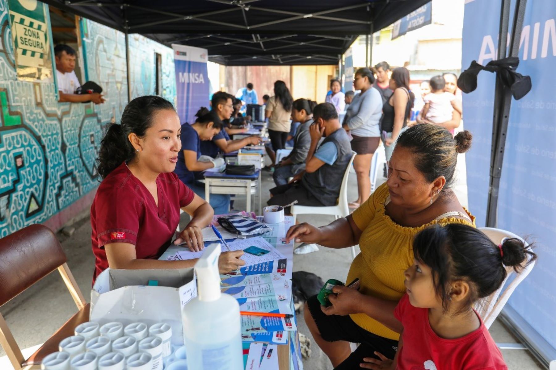 Minsa realizó tamizaje de cáncer a 180 personas de la comunidad Shipibo de Cantagallo. Foto: ANDINA/Difusión.