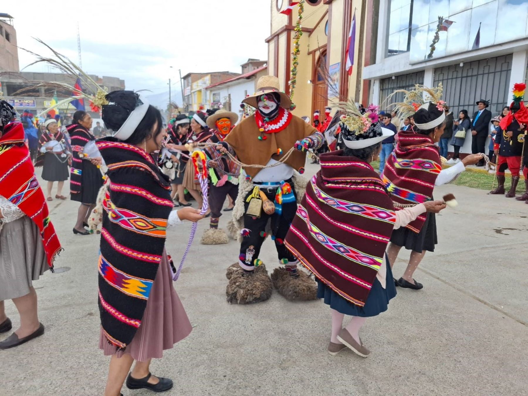 El distrito de Tres de Diciembre de la provincia de Chupaca, región Junín, promociona sus atractivos turísticos para recibir la visita de cientos de turistas durante el feriado largo por Semana Santa: Foto: Pedro Tinoco