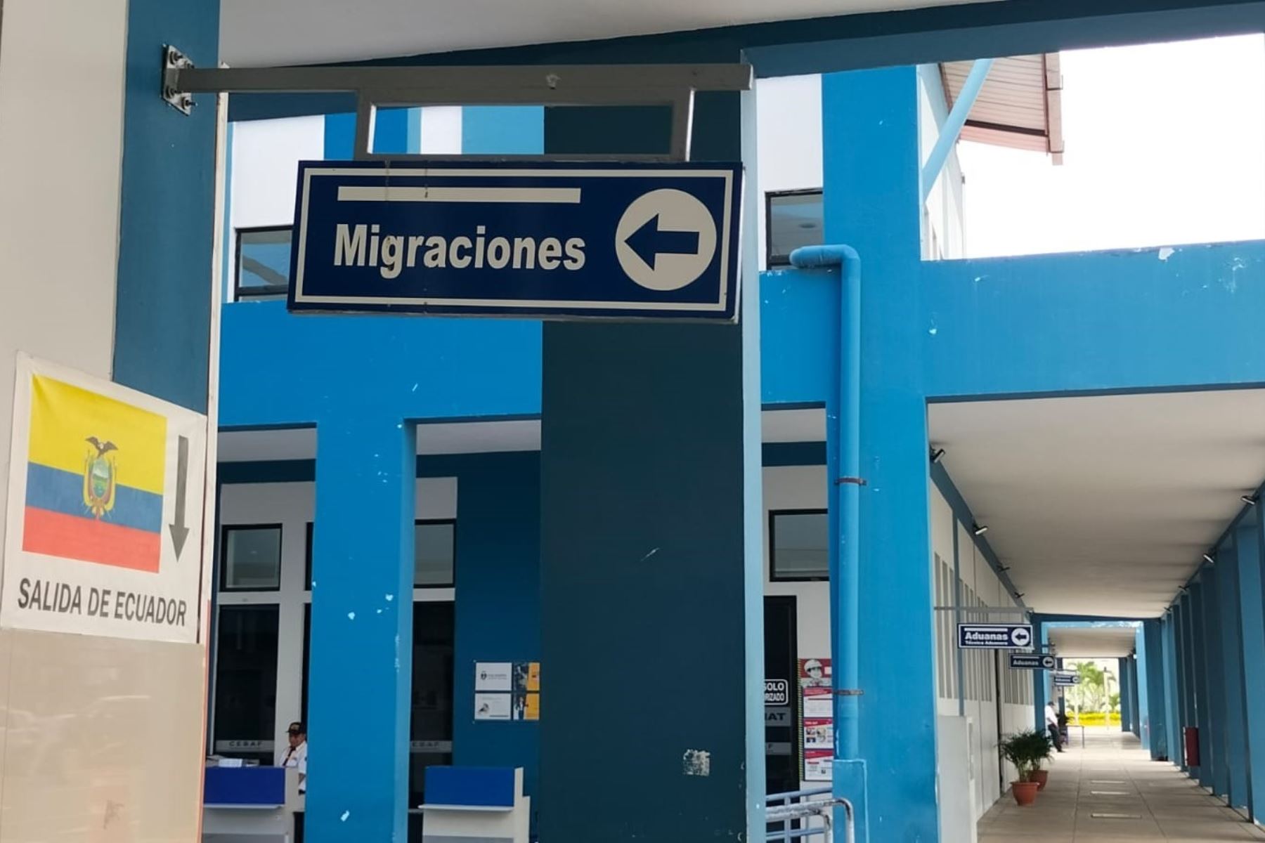 En Migraciones de Cebaf Tumbes se observó reducida afluencia de turistas ecuatorianos. Foto: Cortesía Milagros Rodríguez