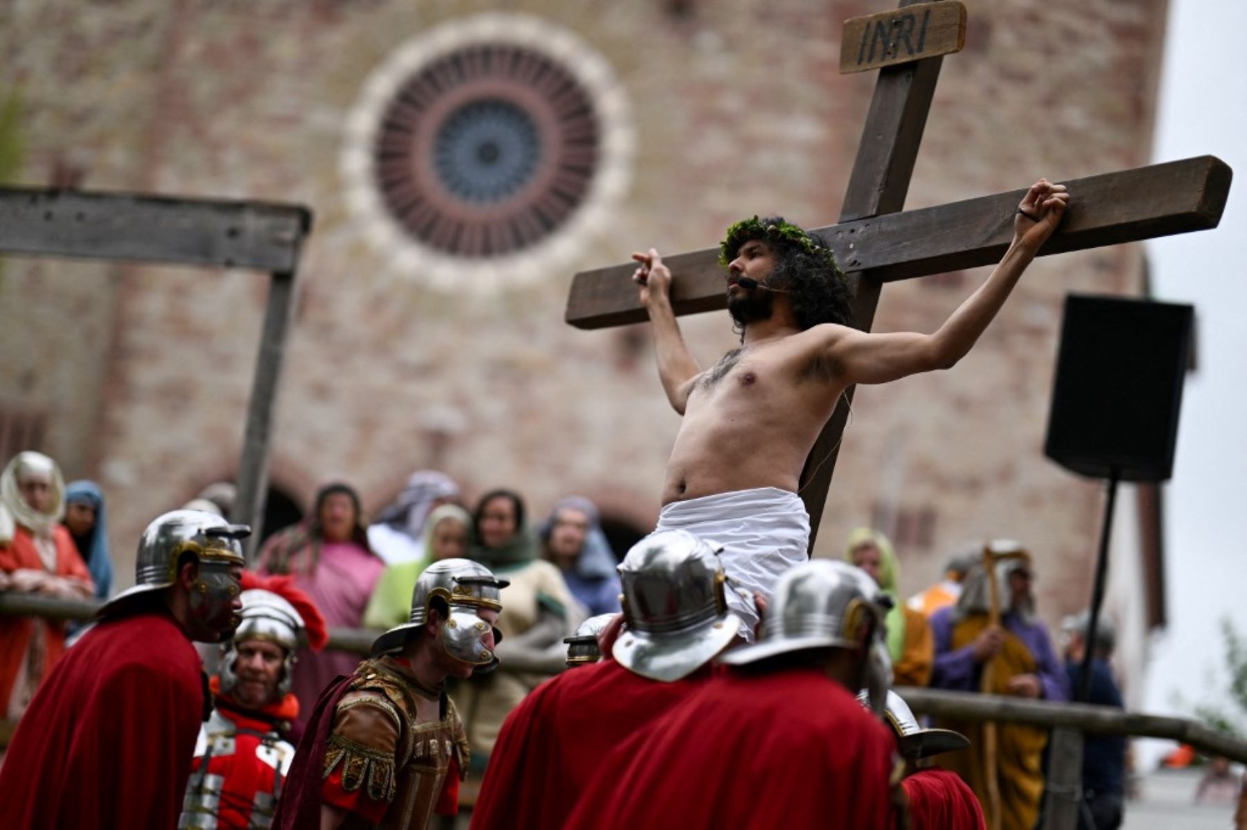 Creyentes cristianos de todo el mundo celebran la Semana Santa de Pascua recordando la crucifixión y resurrección de Jesucristo. Foto: AFP