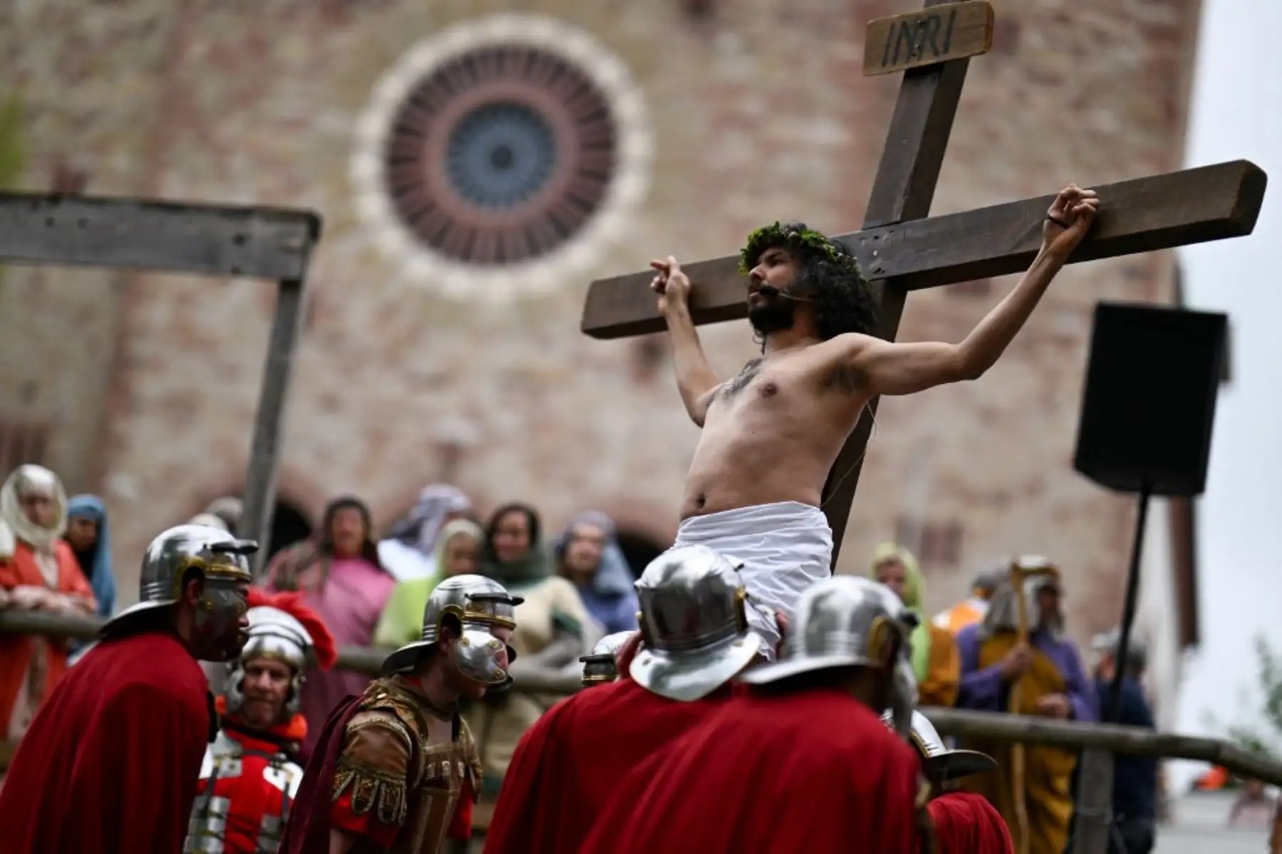 Creyentes cristianos de todo el mundo celebran la Semana Santa de Pascua recordando la crucifixión y resurrección de Jesucristo. Foto: AFP