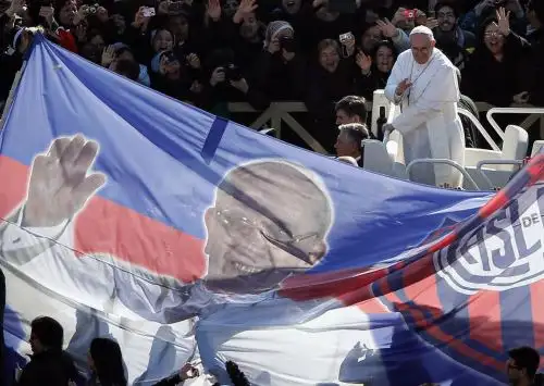 San Lorenzo se despidió de manera emotiva del papa