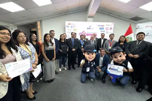 El Instituto Nacional de Estadística e Informática INEI suscribió una carta de intención con entidades y empresas del sector público y privado con el fin de fortalecer las labores de información a la ciudadanía sobre los próximos Censos Nacionales 2025: XIII de Población, VIII de Vivienda y IV de Comunidades Indígenas. Foto: ANDINA/Daniel Bracamonte