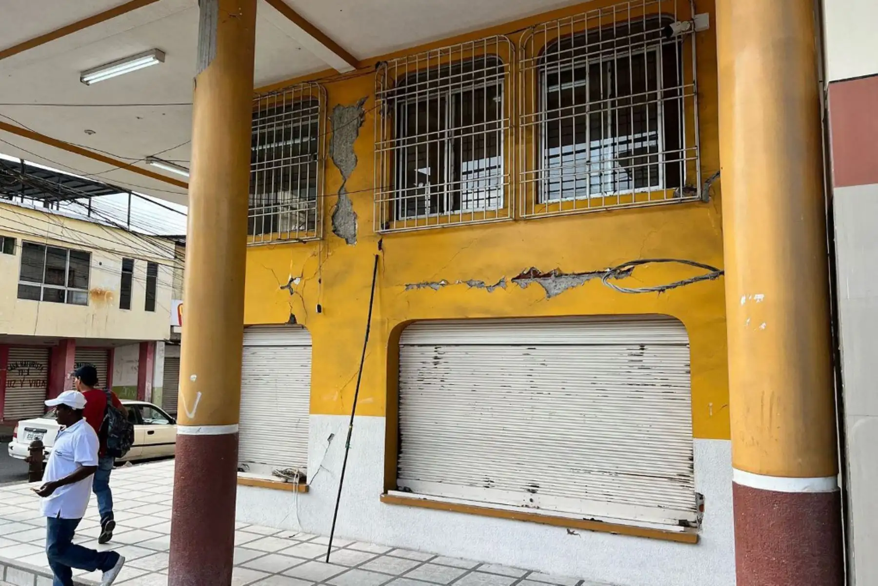Un sismo de magnitud 6,3 sacudió el viernes la provincia ecuatoriana de Esmeraldas, en el noroeste, cerca de la frontera con Colombia. Foto: AFP