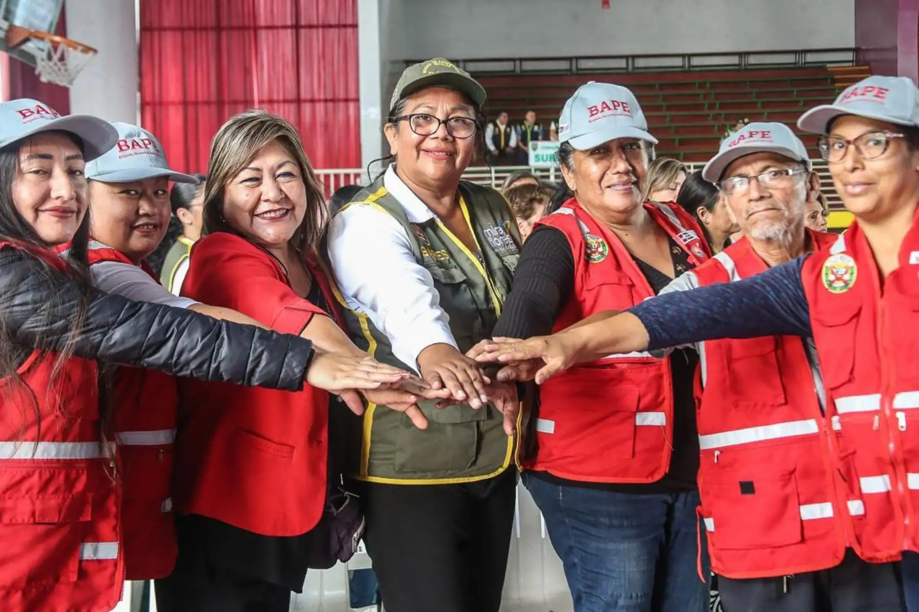 Esta estrategia promueve la participación de las familias y la comunidad en la protección de los estudiantes durante los horarios de ingreso y salida.ANDINA/Difusión