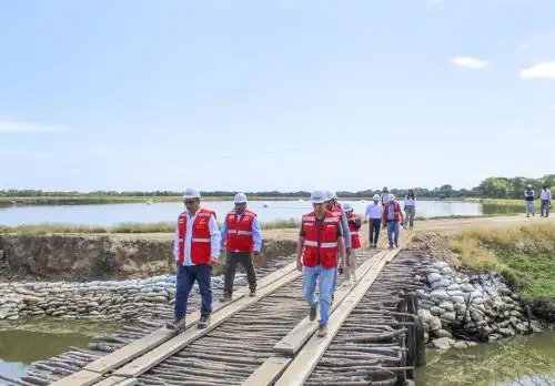 Representantes de la Autoridad Nacional de Infraestructura (ANIN) y del Gobierno Regional realizaron una visita a las zonas estratégicas de Tumbes para impulsar el proyecto de drenaje pluvial. ANDINA/Difusión