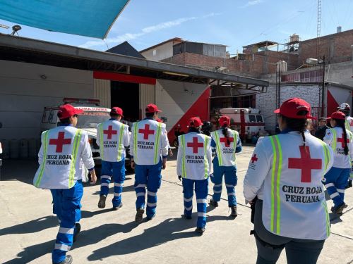 Brigadas de voluntarios de la Cruz Roja de Arequipa se trasladan hasta el Santuario de Chapi, ubicado en el distrito de Polobaya, para atender a miles de peregrinos que llegan para participar de festividad. ANDINA/Difusión