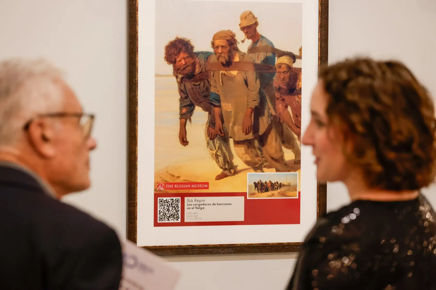 La exposición Obras Maestras del Museo Ruso fue inaugurada en el Teatro Municipal de Lima con la presencia del embajador de Rusia en Perú, Igor V. Romanchenko, representantes de la Municipalidad de Lima y diplomáticos acreditados. La muestra reúne 23 pinturas que resumen la historia del arte ruso con obras de artistas como Répin, Aivazovski, Briullov y Deineka. Se puede visitar del 30 de abril al 18 de mayo, de martes a domingo, de 9 a.m. a 6 p.m., con ingreso libre. Foto: ANDINA/Luis Iparraguirre