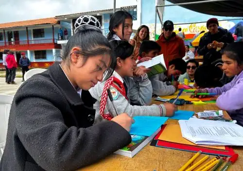 Fue presentado en Cajamarca los proyectos ganadores de la tercera edición del Reto Ruralia que busca impulsar y transformar la educación rural en el Perú. ANDINA/Difusión