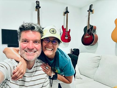 José Val regresa al Perú para grabar videoclip junto a Jessyca Sarango.