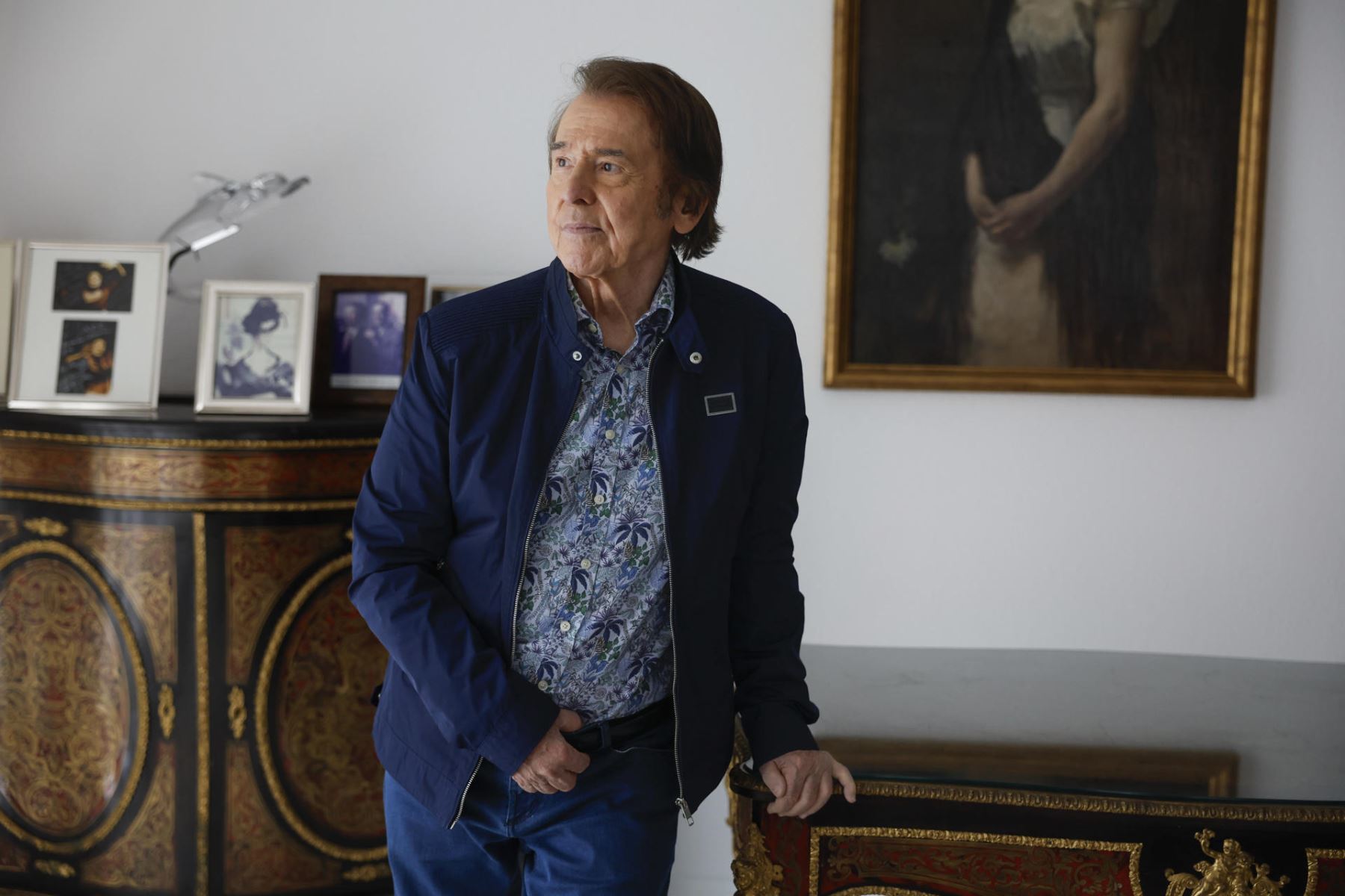 Raphael tras su hospitalización: "Si te digo que no me asusté, mentiría".