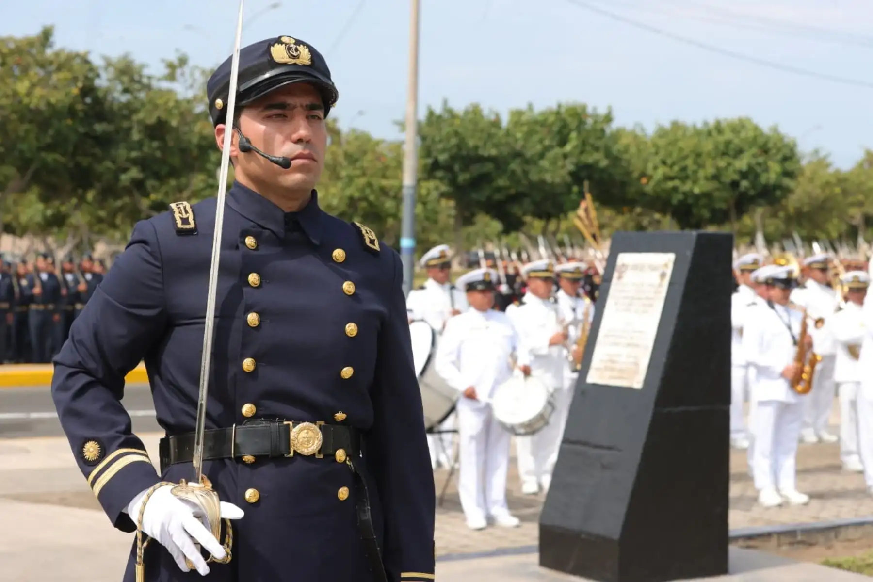 Ceremonia cívico patriótica en conmemoración del 159.º aniversario del Combate Naval del 2 de mayo de 1866. Foto: ANDINA/Melina Mejía