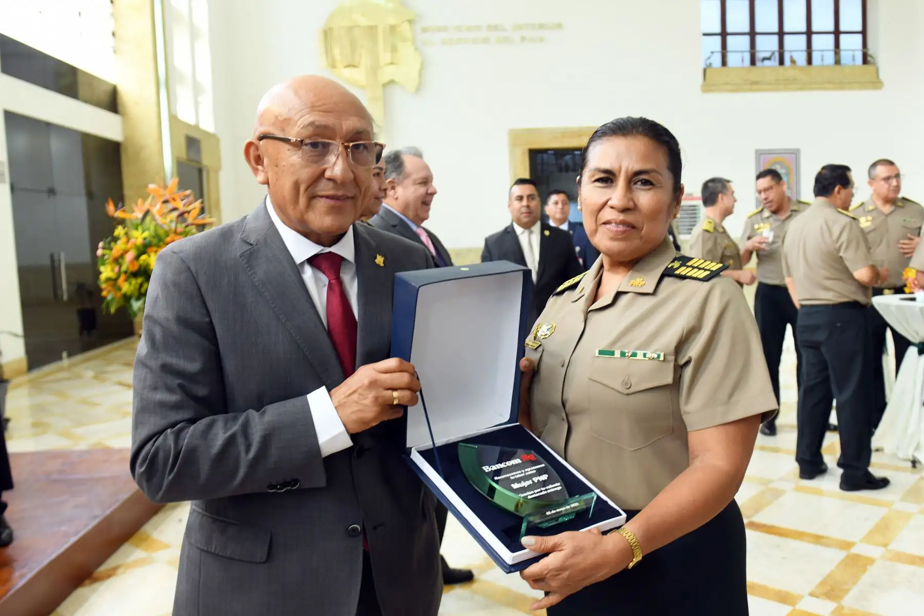 En el marco del Día de la Mujer Policía, el Ministerio del Interior reconoció hoy la invaluable dedicación y compromiso de las miles de mujeres que integran la Policía Nacional del Perú PNP, recordando su histórica incorporación a la institución hace 69 años. Foto: Mininter