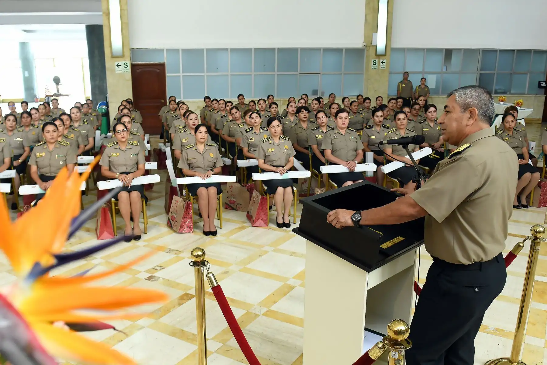 En el marco del Día de la Mujer Policía, el Ministerio del Interior reconoció hoy la invaluable dedicación y compromiso de las miles de mujeres que integran la Policía Nacional del Perú PNP, recordando su histórica incorporación a la institución hace 69 años. Foto: Mininter