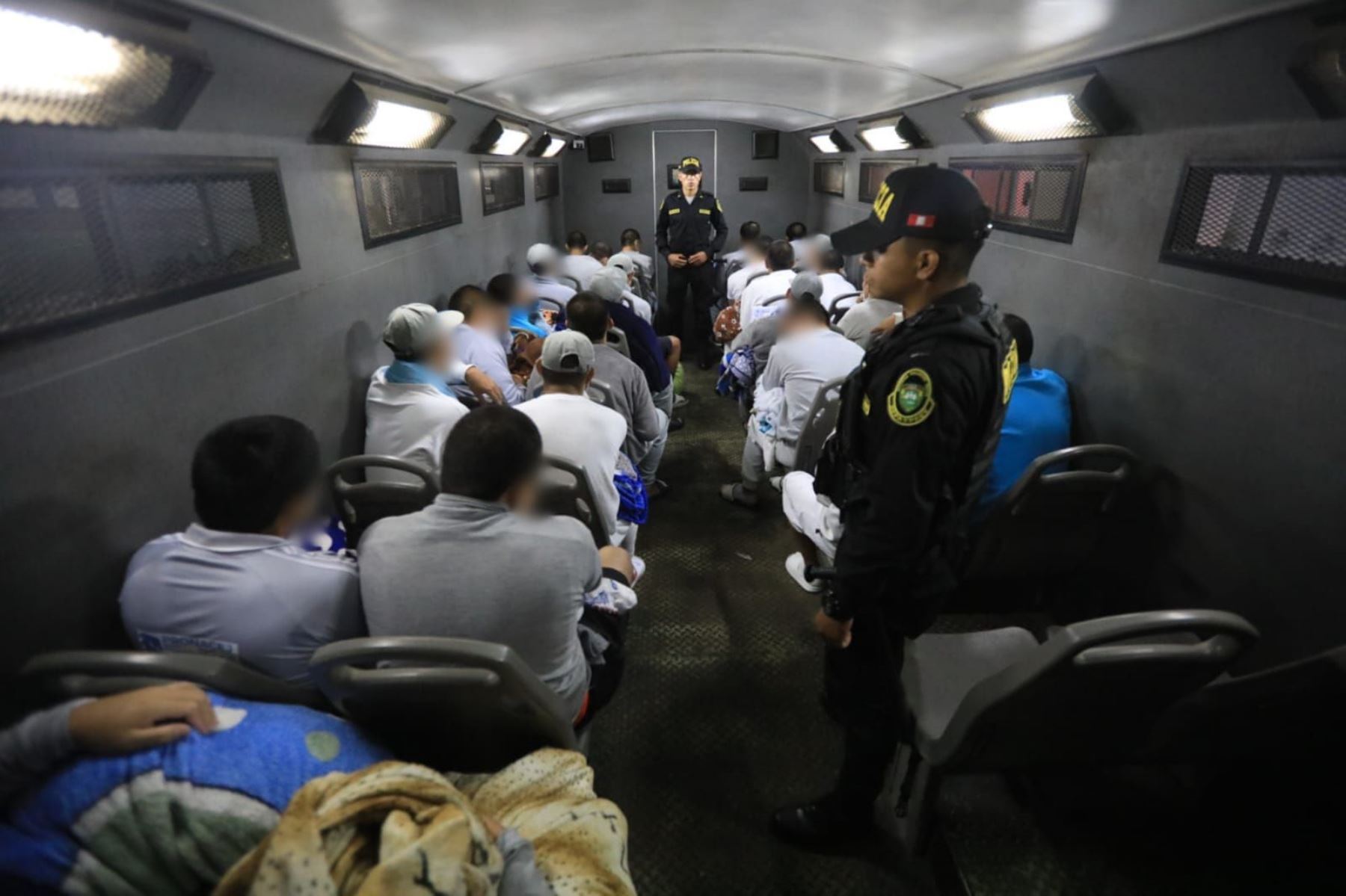 Programa Nacional de Centros Juveniles del Ministerio de Justicia y Derechos Humanos, realizó el traslado de adolescentes de alta peligrosidad a Centro de Alta Seguridad. Foto: ANDINA/Difusión