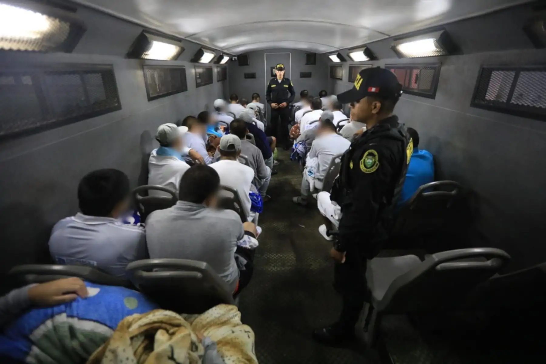 Programa Nacional de Centros Juveniles del Ministerio de Justicia y Derechos Humanos, realizó el traslado de adolescentes de alta peligrosidad a Centro de Alta Seguridad. Foto: ANDINA/Difusión