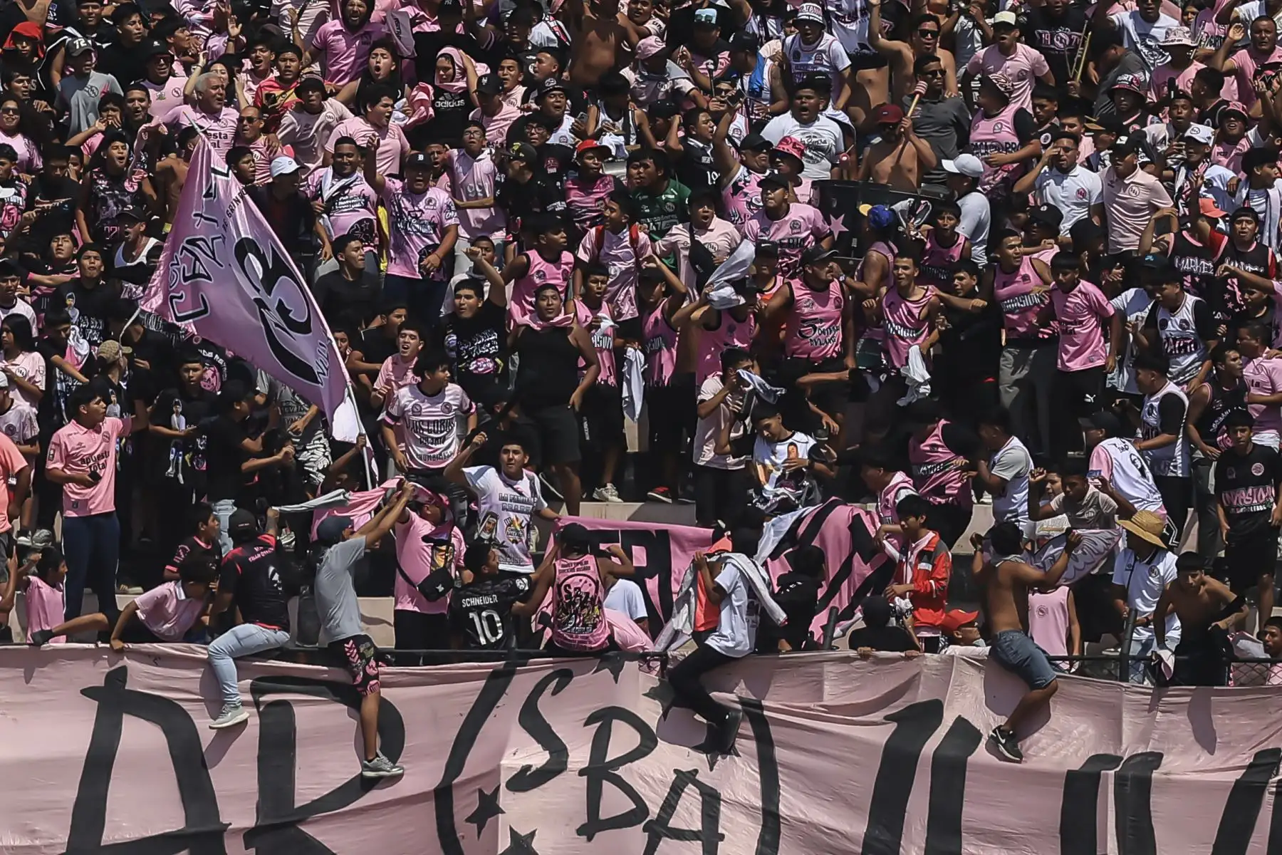 Sport Boys enfrenta a Alianza Universidad de Huánuco por el Torneo Apertura. El partido se realiza en el estadio Miguel Grau del Callao. Foto: ANDINA/Jhonel Rodríguez Robles