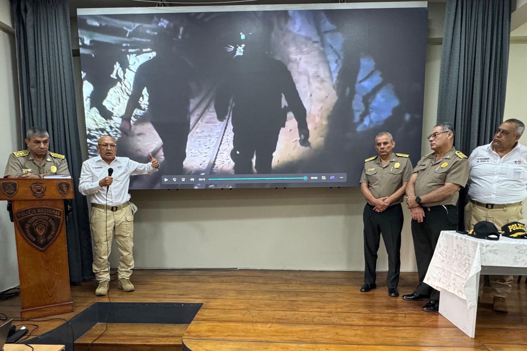 Press conference of Interior Minister Julio Díaz Zulueta, about the murder of 13 people in Pataz province, Photo: ANDINA/ Difusión