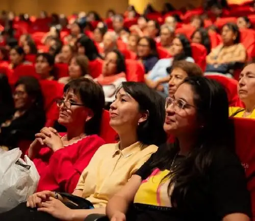 Bibliocione presenta ciclo de filmes y función por el Día de las Lenguas Originarias