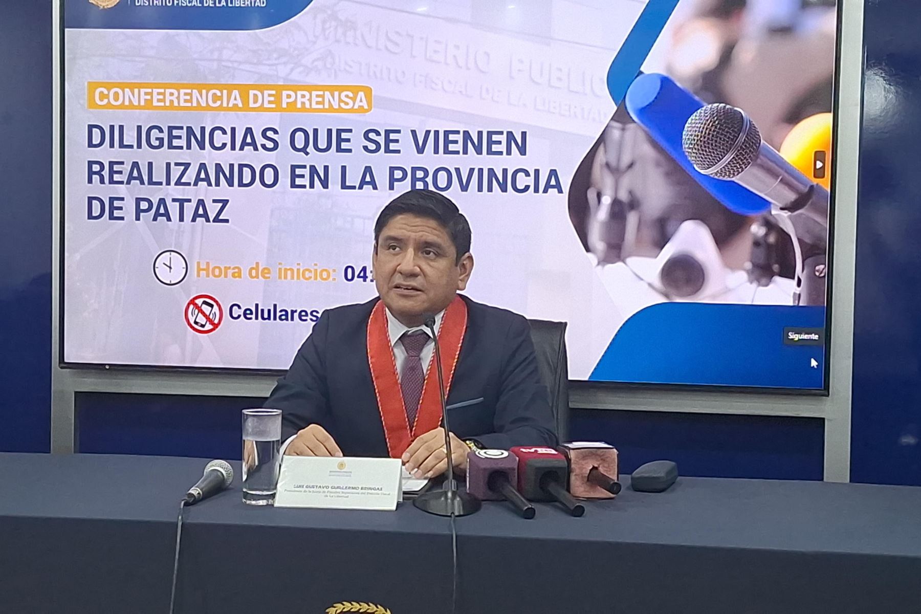 El presidente de la Junta de Fiscales Superiores de La Libertad, Luis Guillermo Bringas, informó sobre las diligencias desarrolladas. Foto: Cortesía Luis Puell