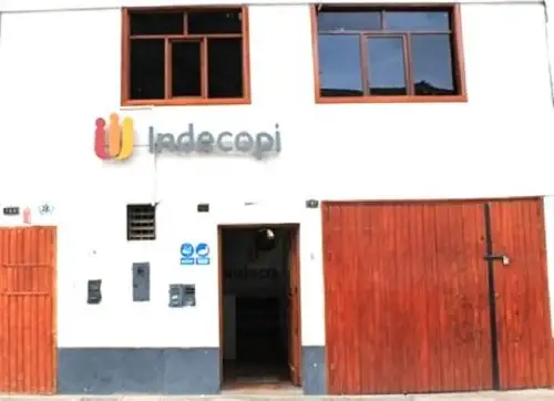 La oficina de Indecopi en Cajamarca sancionó a la Universidad Privada del Norte por vulnerar los derechos de una estudiante al impedirle matricularse en dos cursos de la carrera de Derecho y deberá pagar una multa por más  de S/ 18,000. ANDINA/Difusión