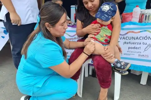Minsa refuerza vacunación en niños, gestantes y adultos mayores en Lima Metropolitana. Foto: Cortesía Luis Puell
