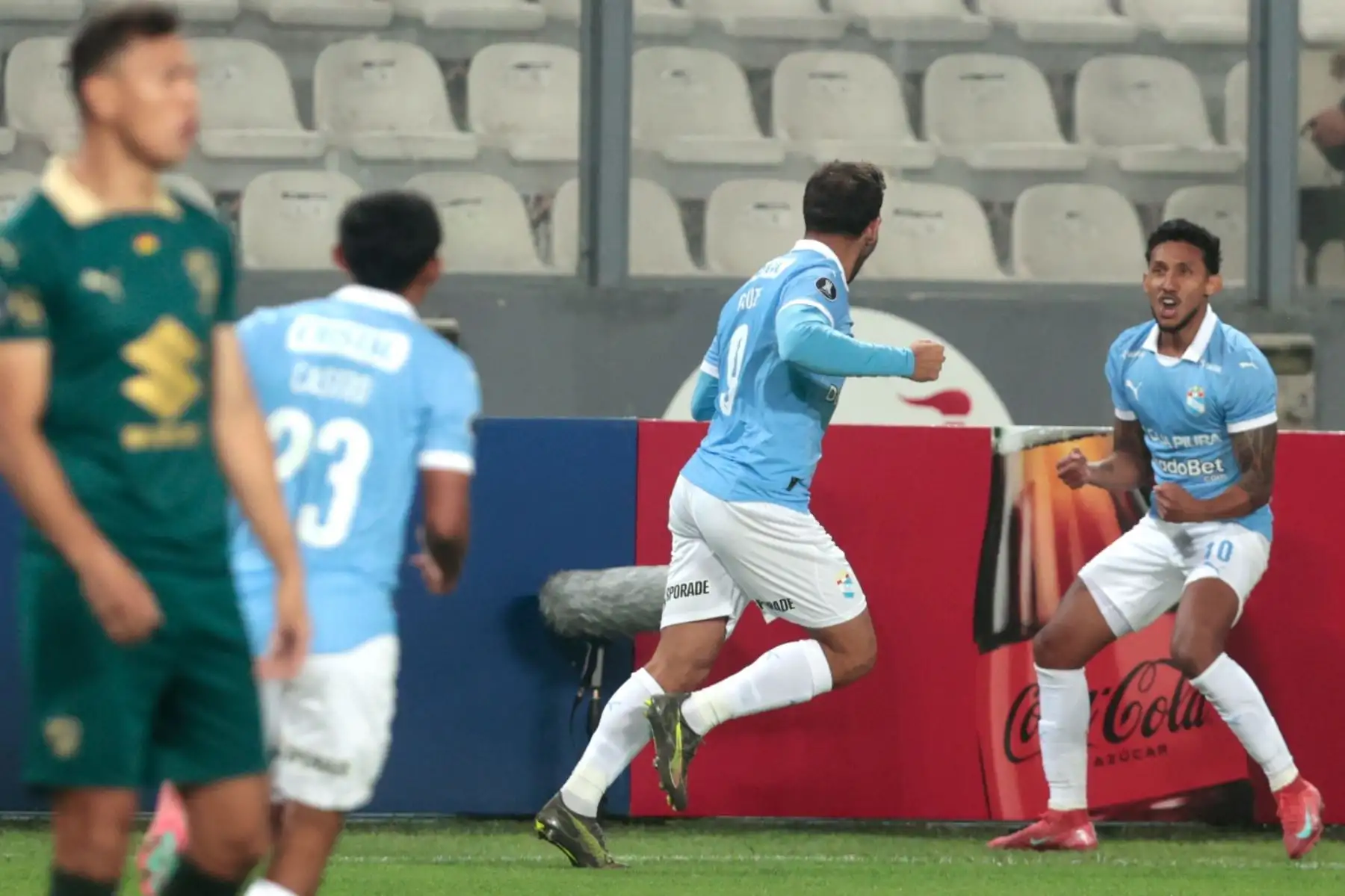 Con goles de Martín Cauteruccio en el primer y segundo tiempo, Sporting Cristal le gana 2-1 al Bolívar en el Estadio Nacional de Lima, en la fase de grupos de la Copa Conmebol Libertadores 2025, el miércoles 7 de mayo. Foto: ANDINA/Vidal Tarqui