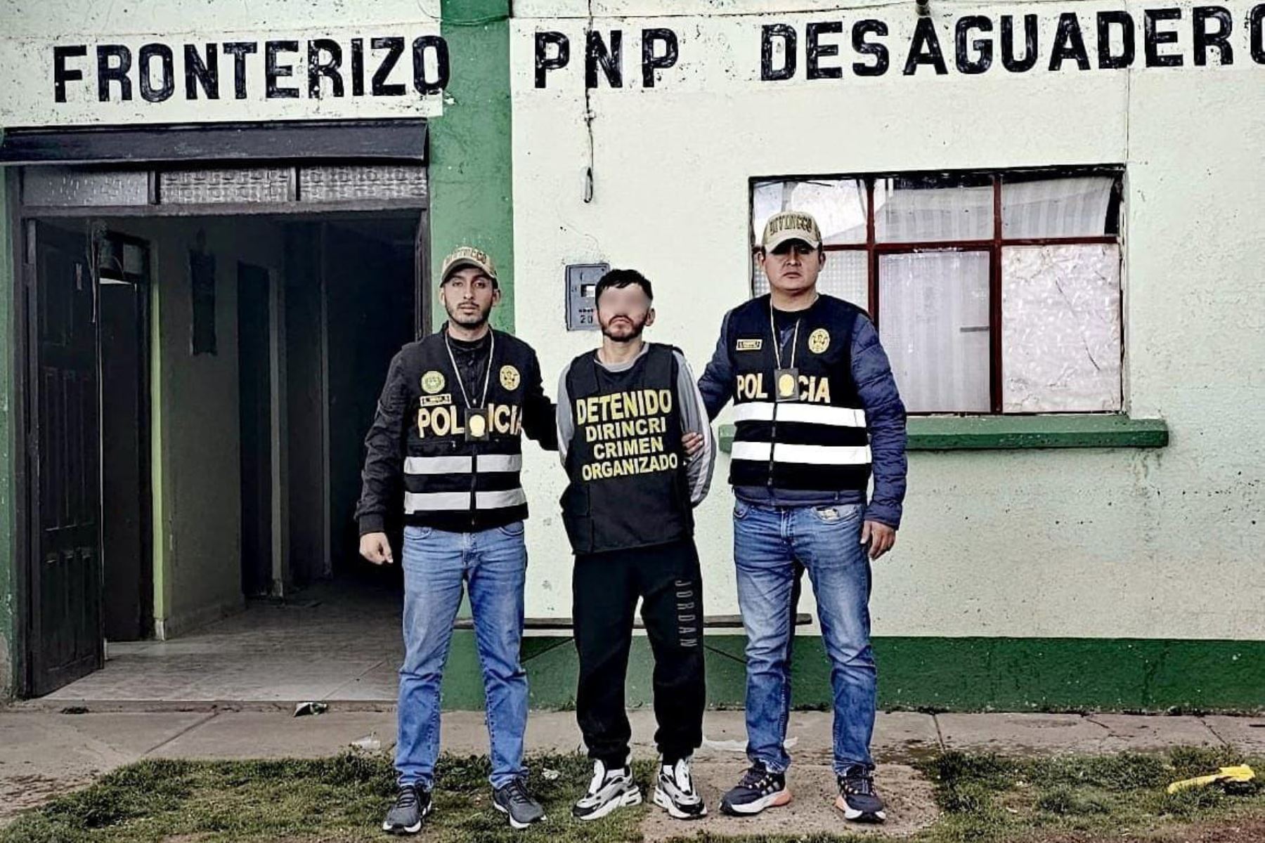 La División de Investigación Contra el Crimen Organizado de la Dirincri capturó, en la frontera con Bolivia, al sicario "El Italiano", autor del homicidio del cantante Paul Flores (Armonía 10), el excongresista Medelius y más víctimas. Foto: PNP