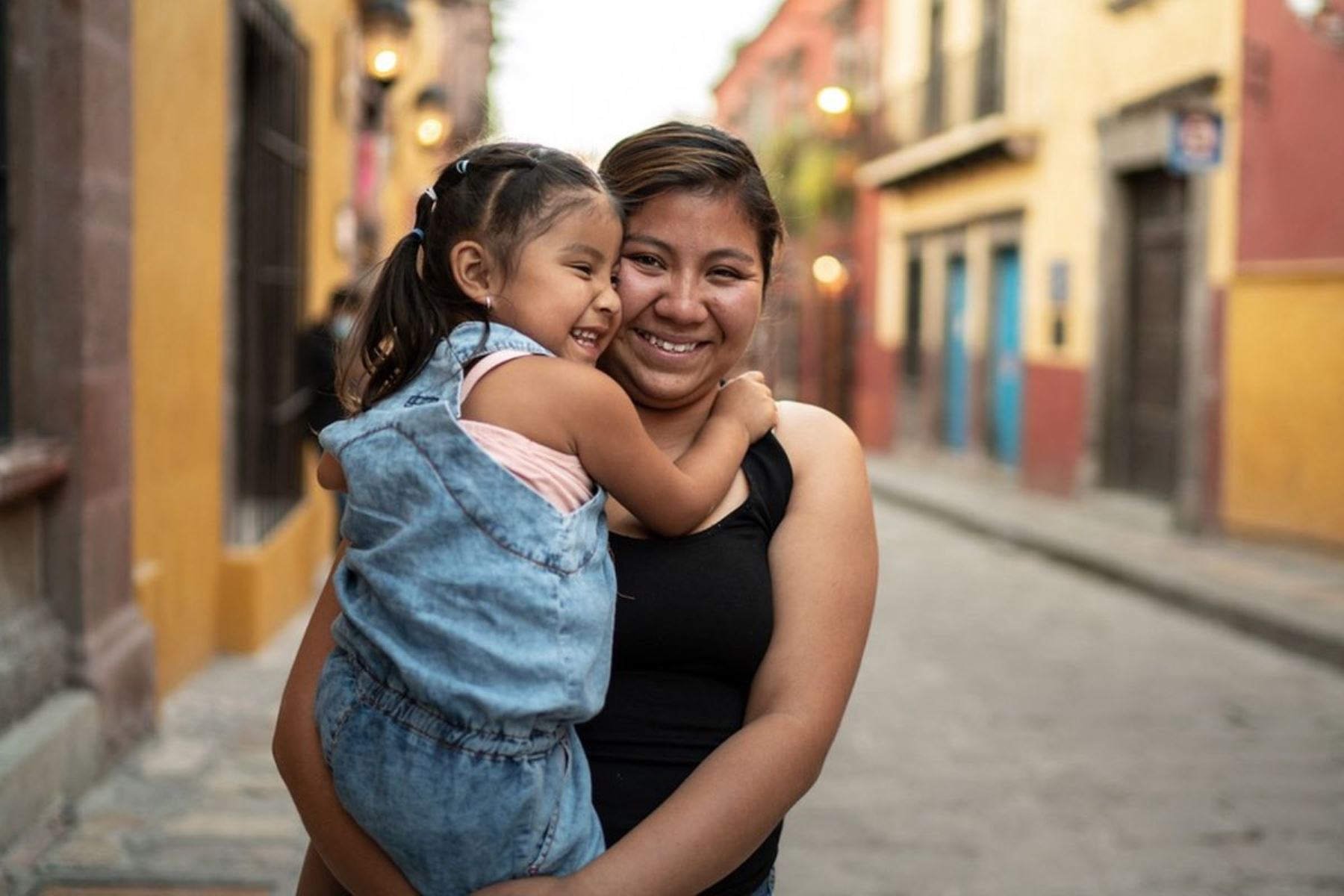 Día de la Madre: Tres pasos para construir tu fondo de emergencia y cuidar de la familia. Foto: ANDINA/Difusión