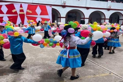 El evento fue un recordatorio de que, a pesar de las dificultades, el amor y la dedicación de las madres son la fuerza que mantiene unida a la sociedad.