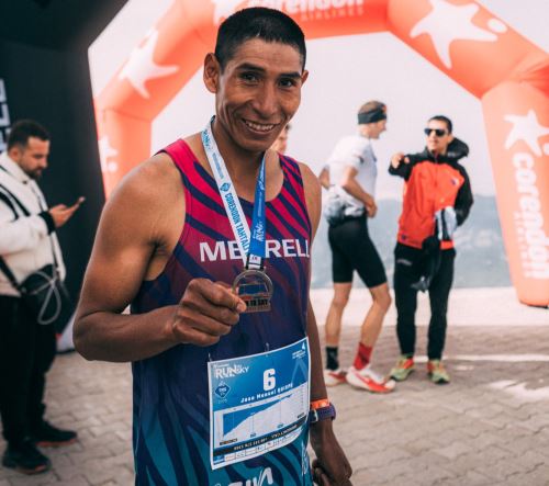 José Manuel Quispe fue uno de los mejores en la carrera de montaña en Turquía