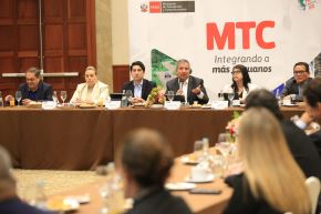 El ministro de Transportes y Comunicaciones, Raúl Pérez Reyes, informó hoy que la magnitud de los proyectos gestionados por su sector aumentó de manera exponencial en los últimos años.  ANDINA/Difusión