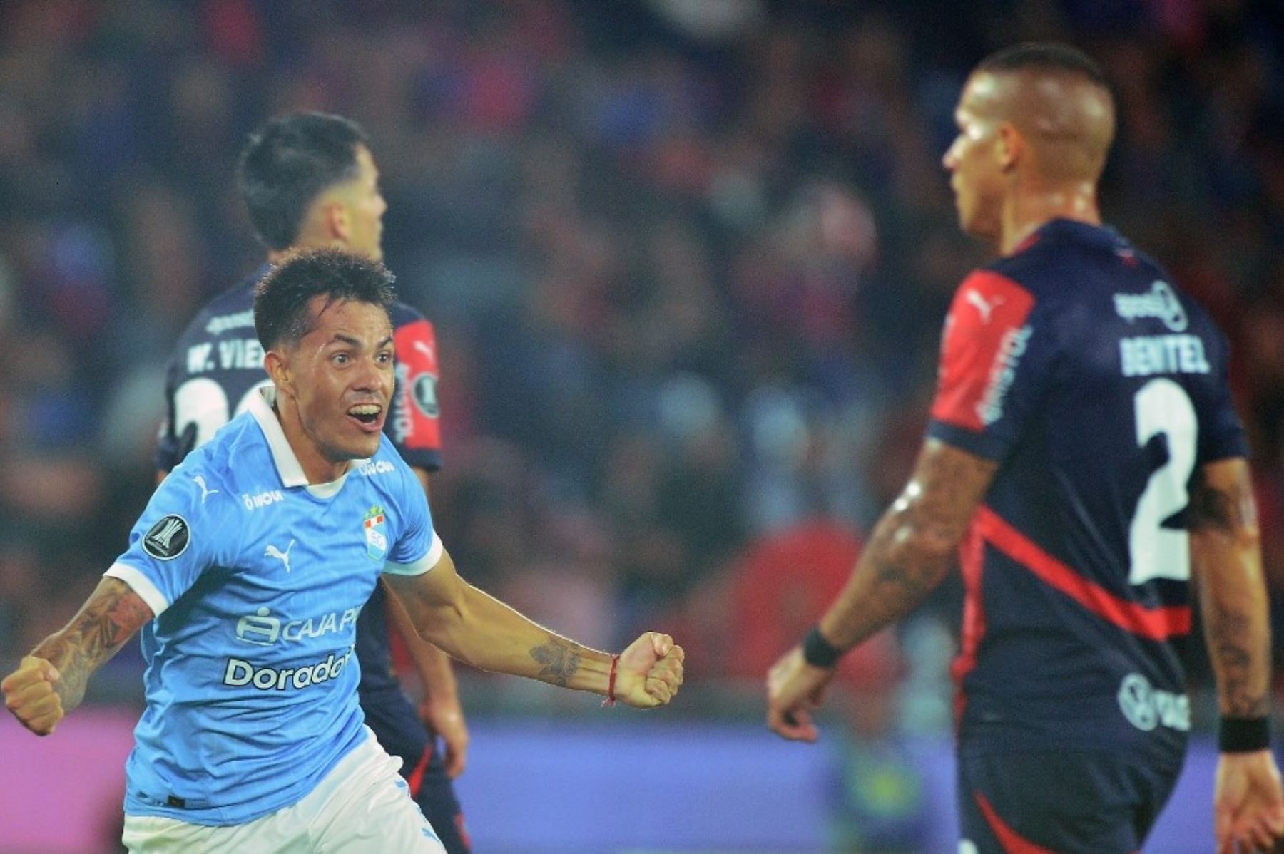 Cristal busca seguir con vida en la Copa Libertadores 2025
