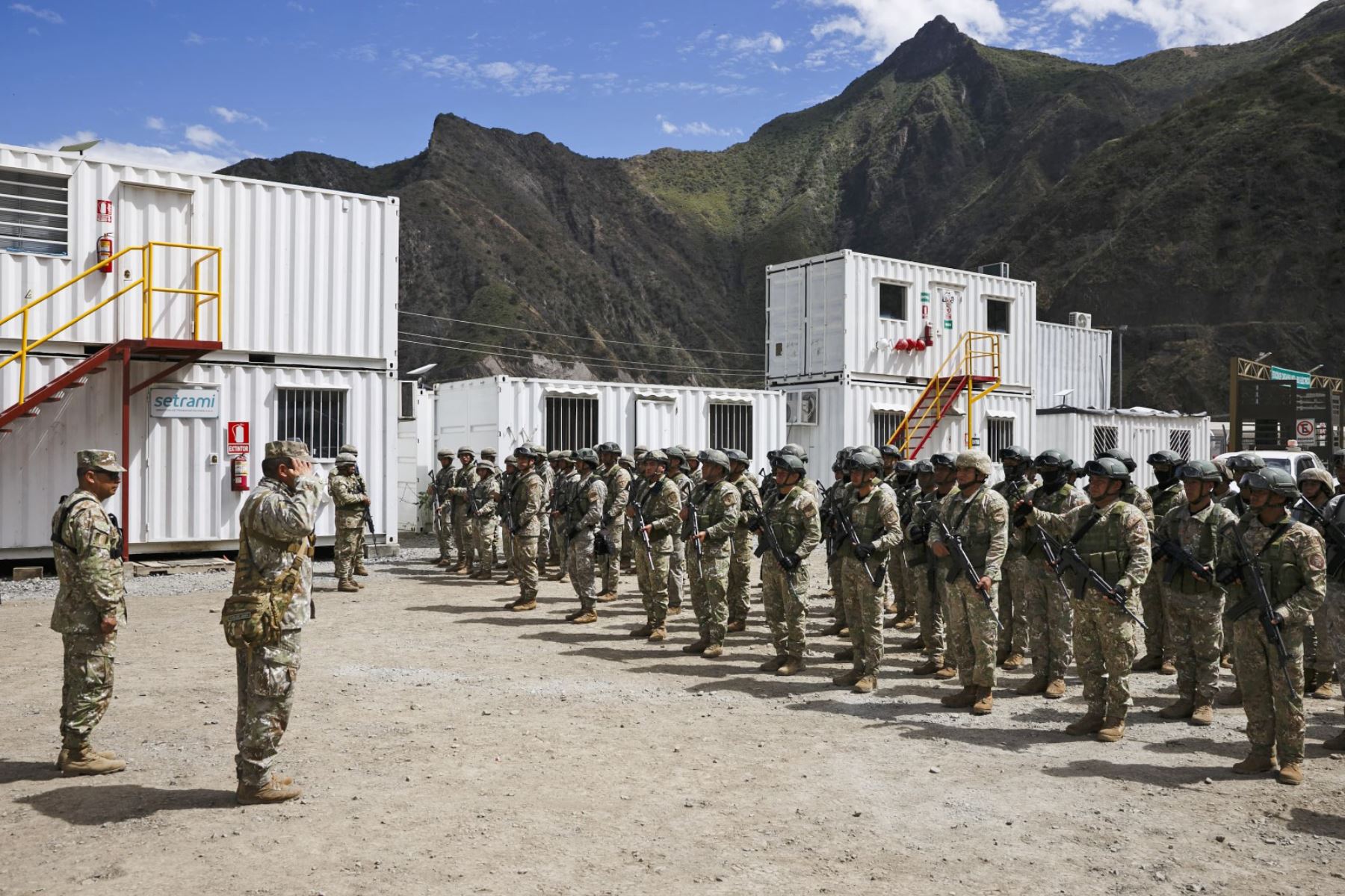 Más de 400 efectivos participaron en el operativo “Lobo” en la sierra de La Libertad. Foto: Difusión