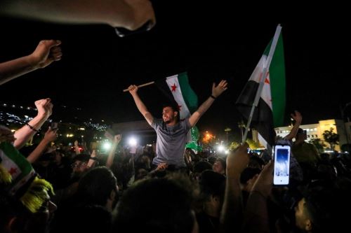 Celebraciones en las calles tras el levantamiento de sanciones a Siria a cargo de EE.UU.