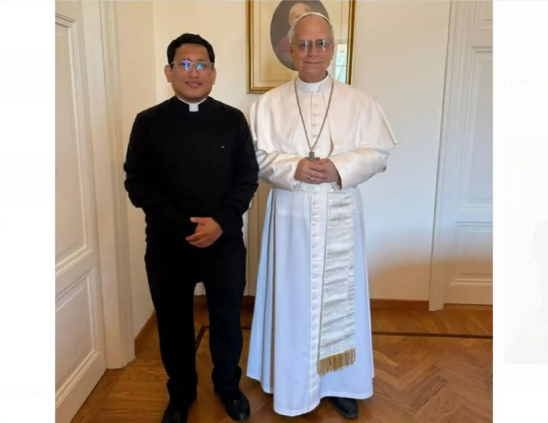 Chiclayo está en el corazón del papa León XIV. A pesar de su recargada agenda el jefe de la Iglesia católica se dio tiempo para recibir a su amigo el párroco de la iglesia La Inmaculada, Hugo Sánchez. ANDINA/Difusión