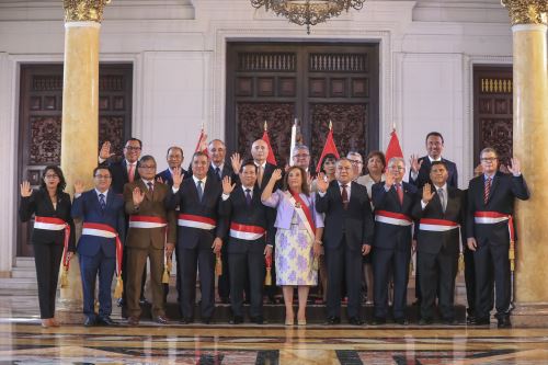 Juramentación del presidente del Consejo de Ministros y ministros de Estado