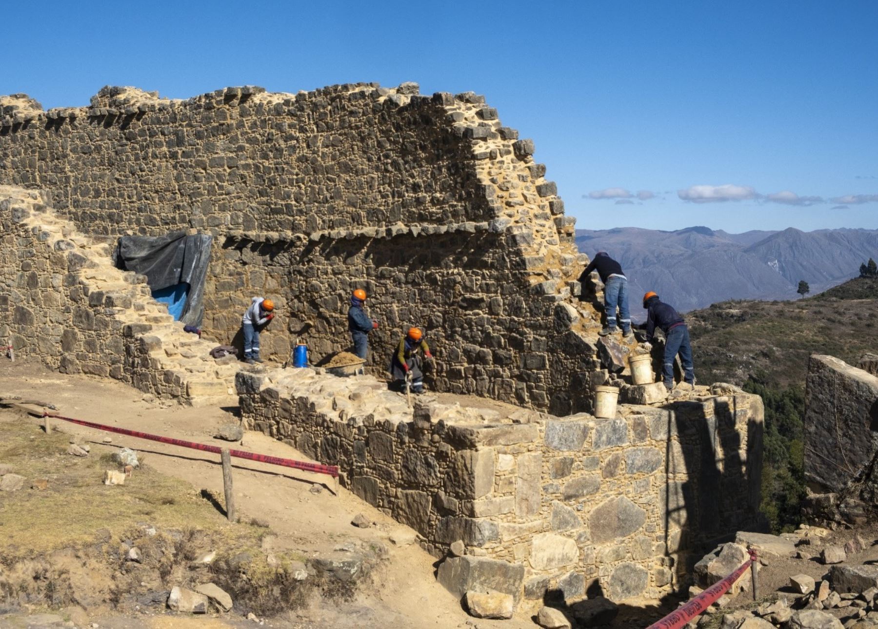 La zona arqueológica monumental de Marcahuamachuco es un importante sitio de origen preinca, de la cultura Huamachuco, que se ubica en la sierra de la región La Libertad. ANDINA/Difusión
