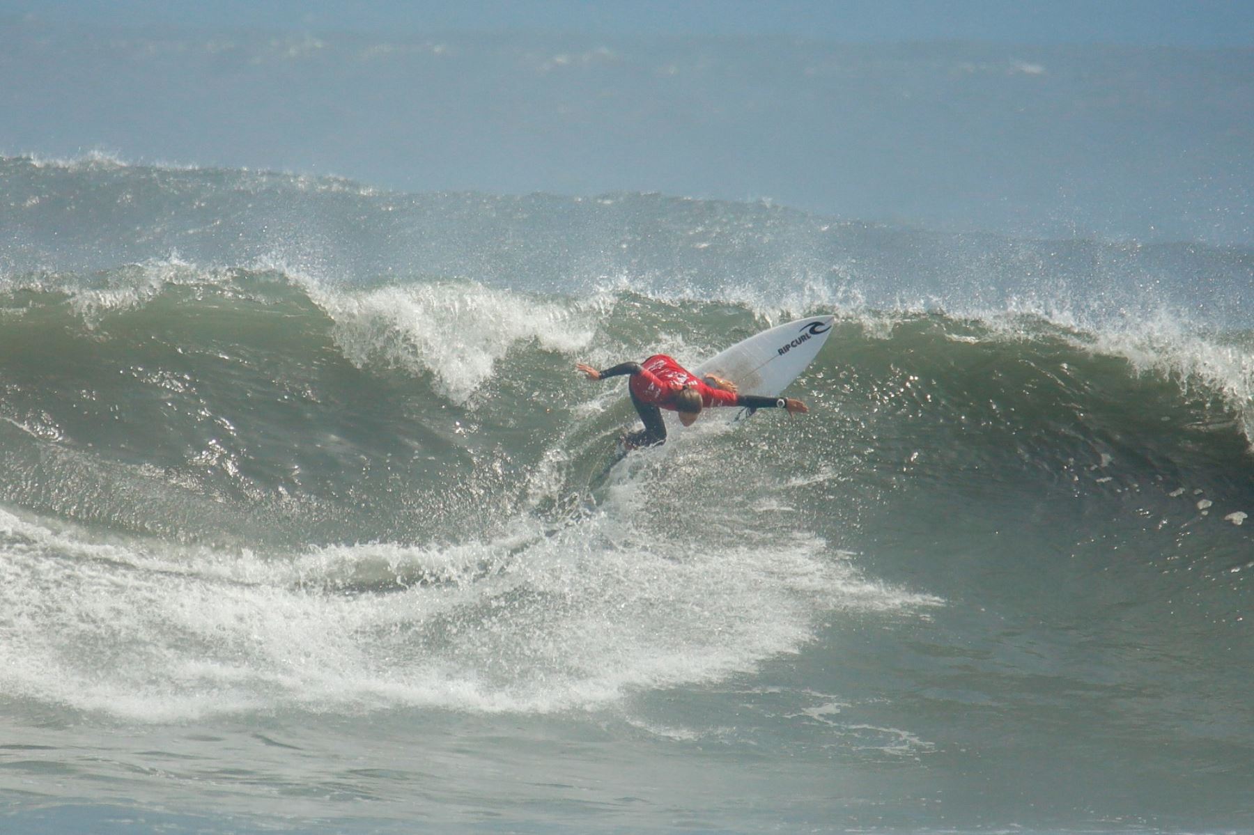Los mejores talentos del surf nacional y latinoamericano compiten en Huanchaco
