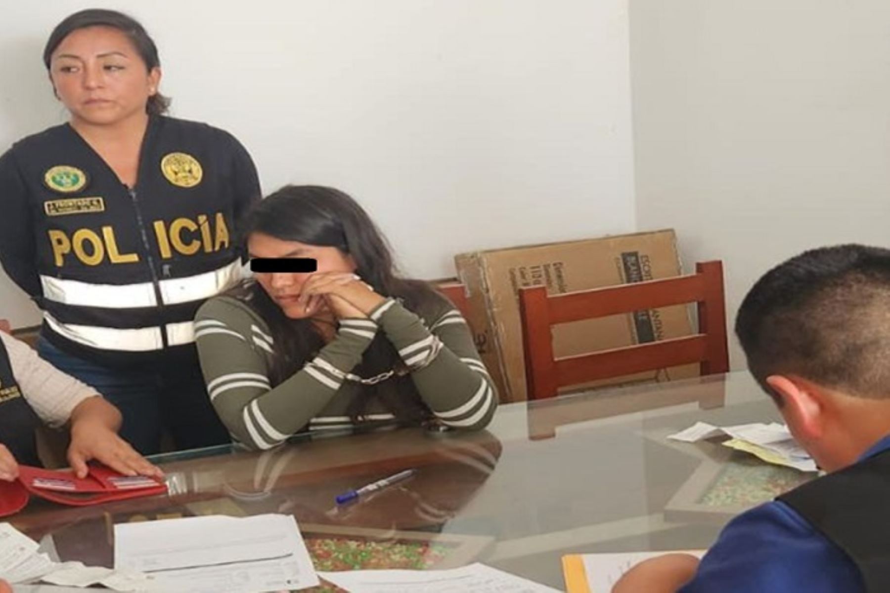 Liliana Pizan Chirado es investigada por obstrucción a la justicia y serán las autoridades quienes definan en las próximas horas cuál será su situación legal.