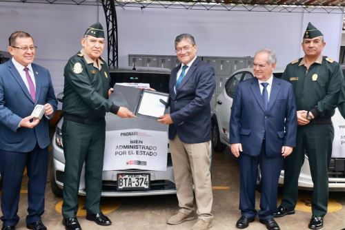 MINJUSDH asigna 16 vehículos incautados para fortalecer labores de la Policía, Poder Judicial, Redes Integradas de Salud y municipios.