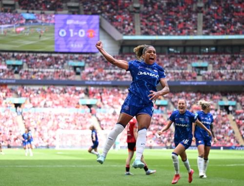 Chelsea logra la triple corona en Inglaterra