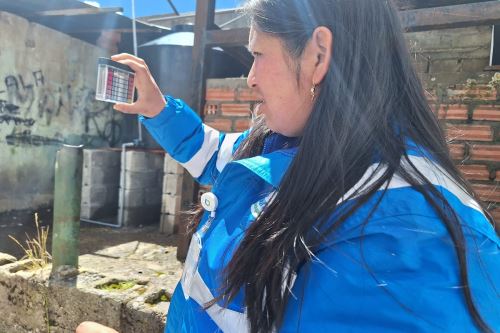Las 50 empresas prestadoras de agua potable del país tendrán que ajustar y mejorar sus procedimientos de cloración con el fin de brindar un servicio óptimo y de calidad a los usuarios, tras la publicación, en el diario oficial El Peruano, de la modificatoria del Reglamento de Calidad de la Prestación de los Servicios de Saneamiento. Cortesía Sunass