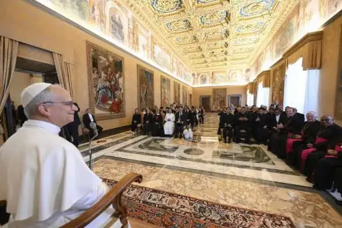 Papa León XIV evoca ante delegación de la Diócesis de Chiclayo la profecía de la monja "Dios te sorprenderá". AFP