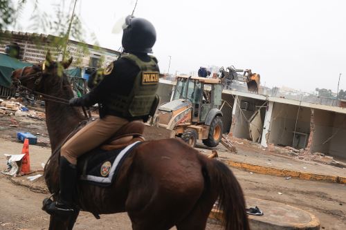 Chorrillos: recuperan espacio público tras enfrentamiento y cierran tramo de Costa Verde